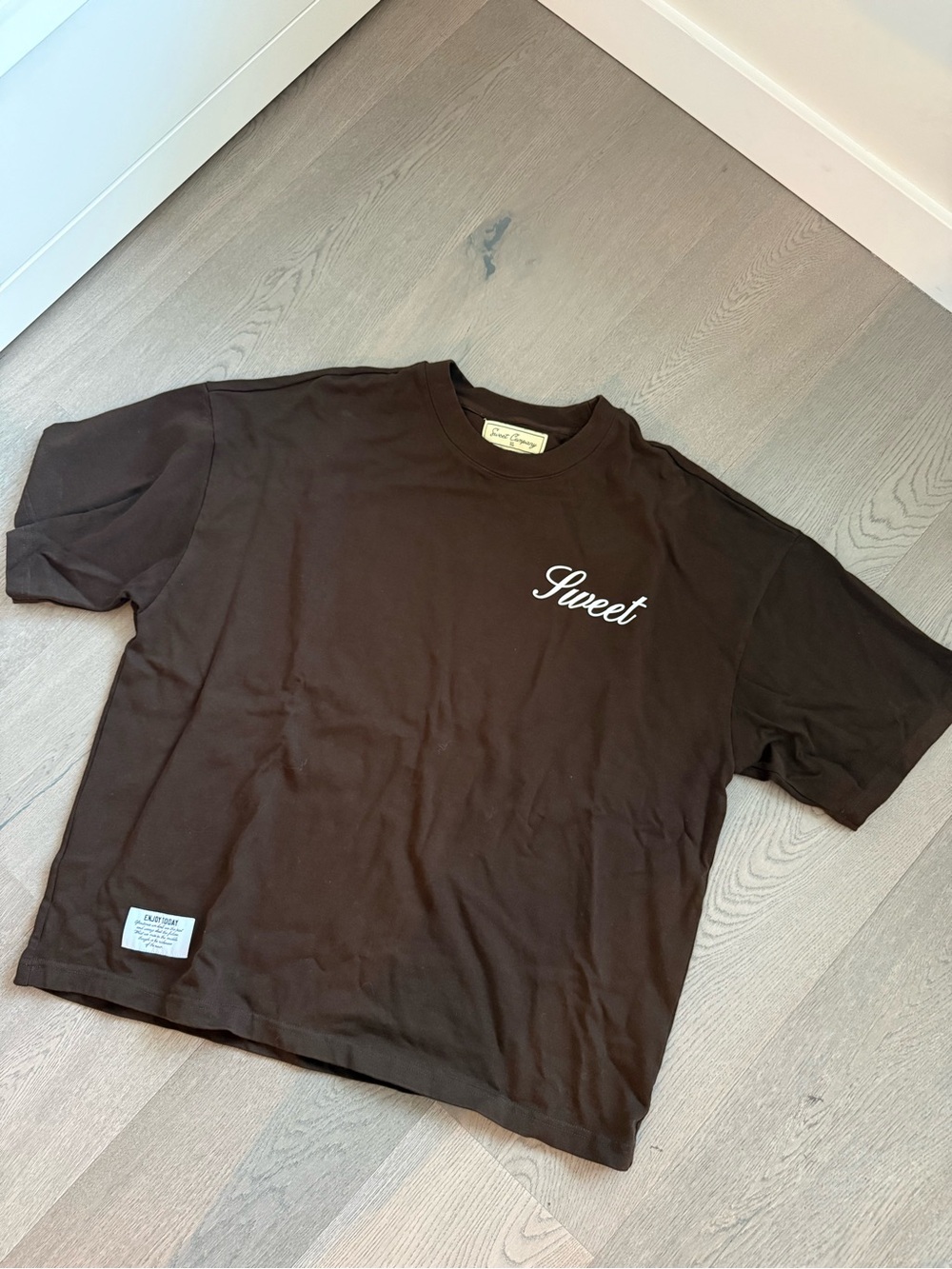 Sweet Script Logo Short Sleeve Tee - Brown